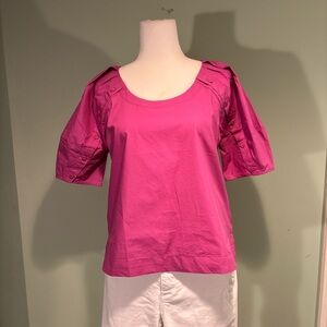 Loft Women's raspberry Pink Top w/short sleeves size XS. NWT